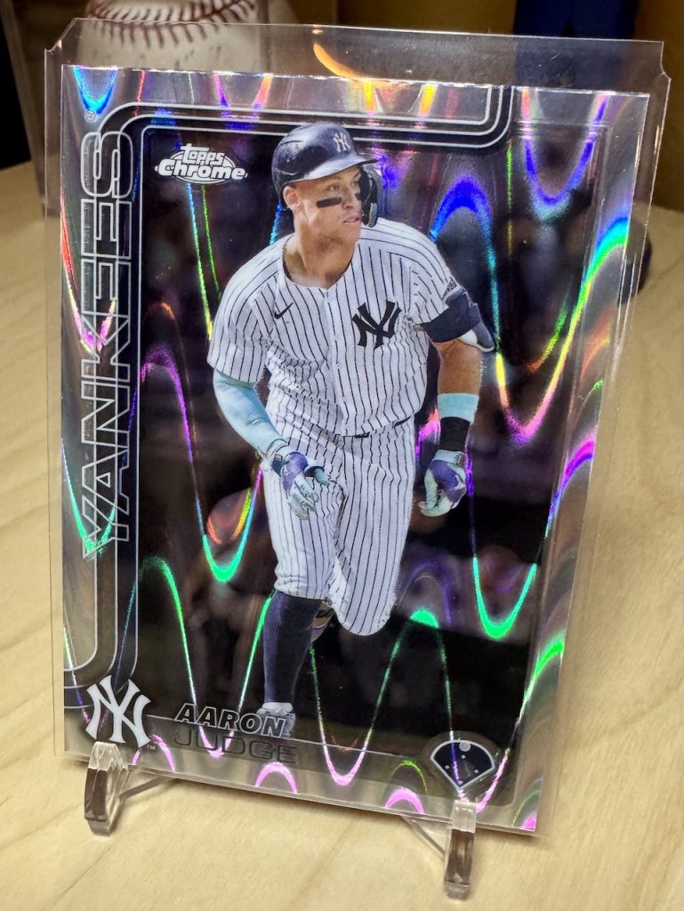 2025 Topps Chrome #99 Aaron Judge Raywave Refractor reflection