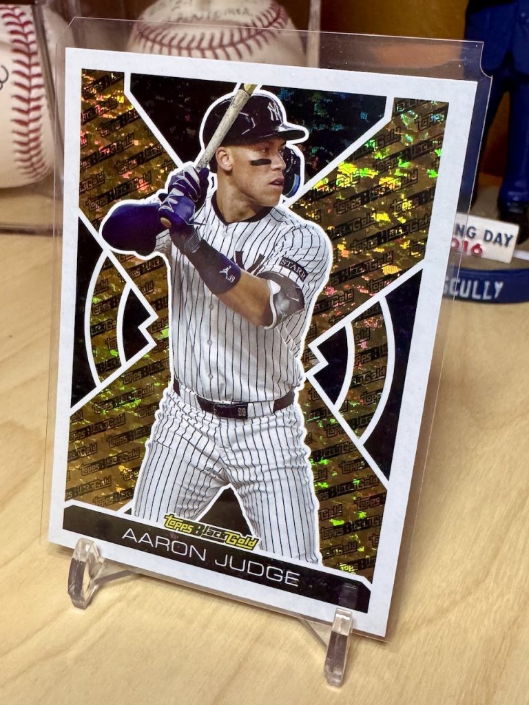 2025 Topps Update Series #BG-18 Aaron Judge Black Gold insert